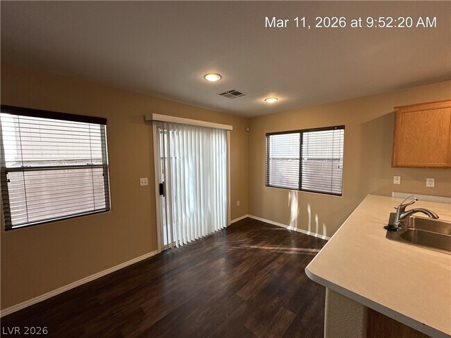 Building Photo - 10448 Chandra Ave