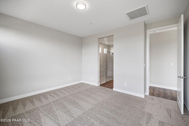 Building Photo - 1340 Rockwood Dr