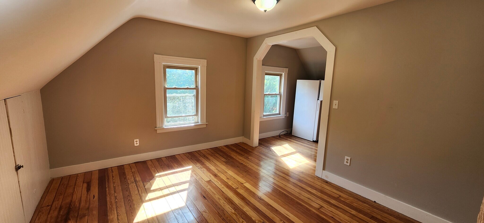 Building Photo - 396 Whalley Ave