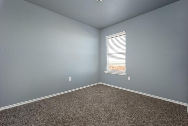 Building Photo - 1222 Sierra Ln