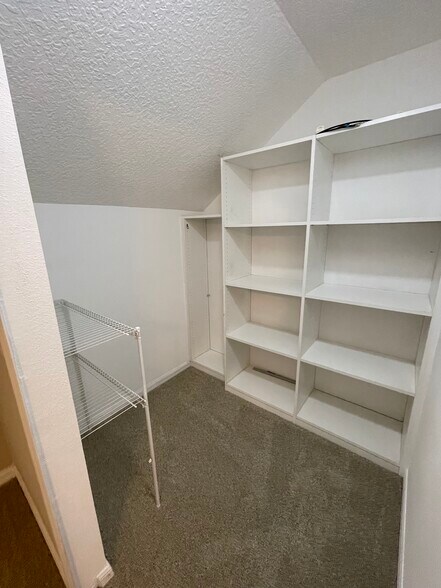 Building Photo - 4228 Boca Woods Dr