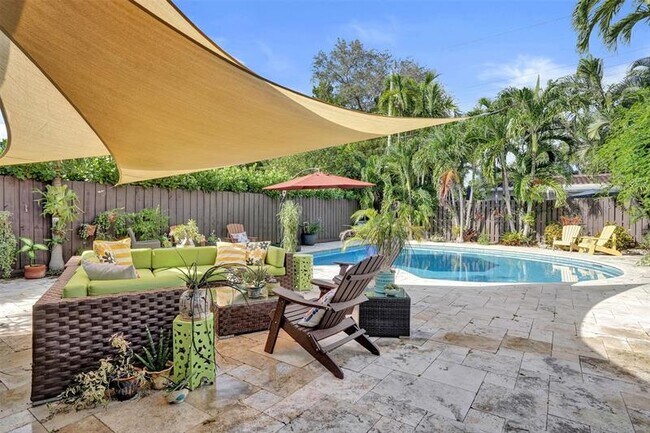 Building Photo - 1935 Harbour Inlet Dr