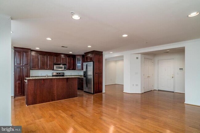 Building Photo - 12251 Roundwood Rd