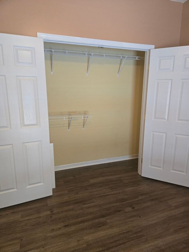 Building Photo - FOR RENT in HARRIS COUNTY with SWIMMING POOL! Available July 1st