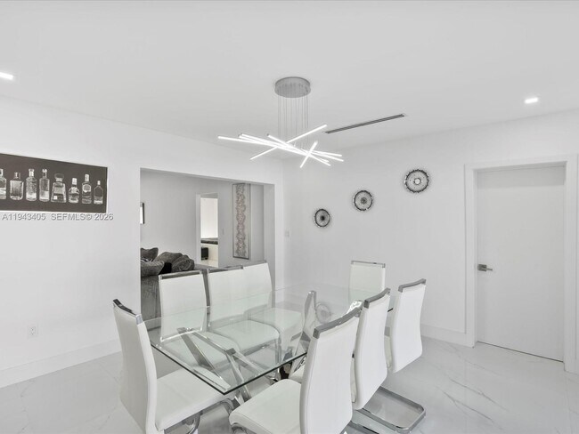 Building Photo - 4901 Grant St