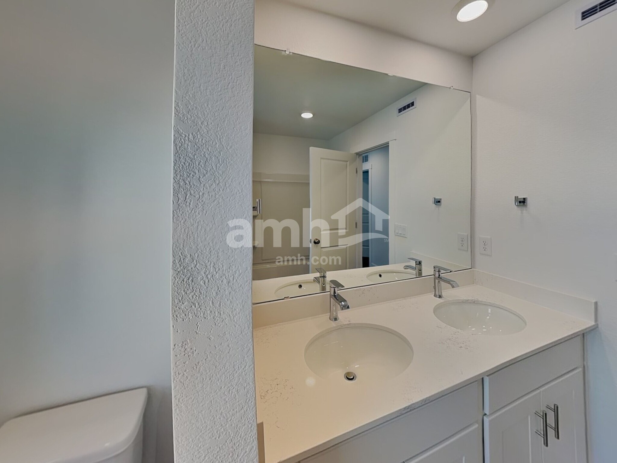 Building Photo - 10065 Abilene St