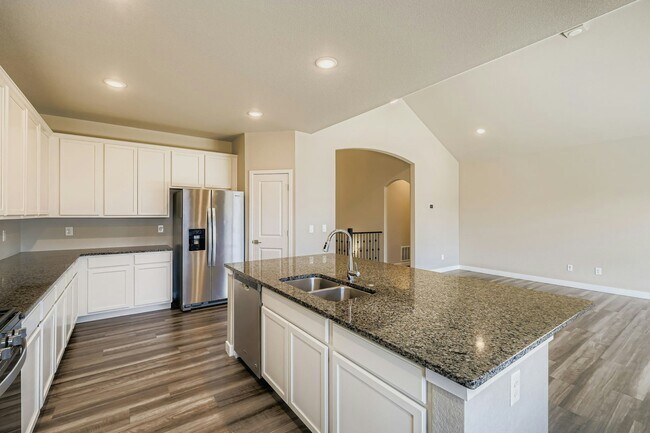 Building Photo - 10523 Summer Rdg Dr