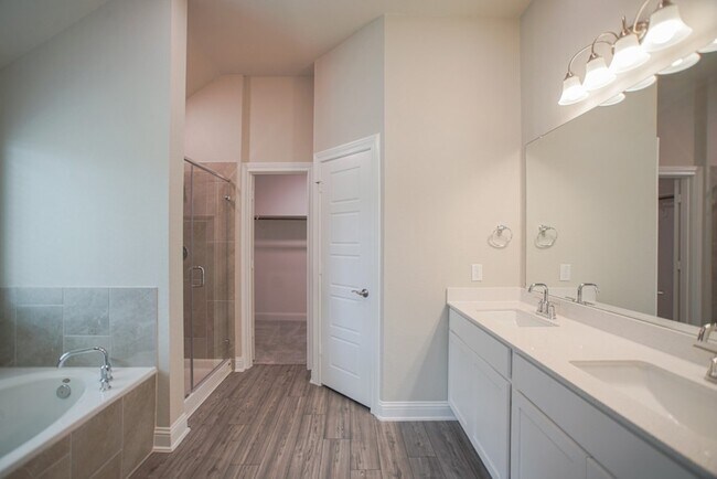 Building Photo - 17112 Coneflower Pl
