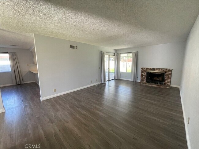 Building Photo - 21333 E Venton St