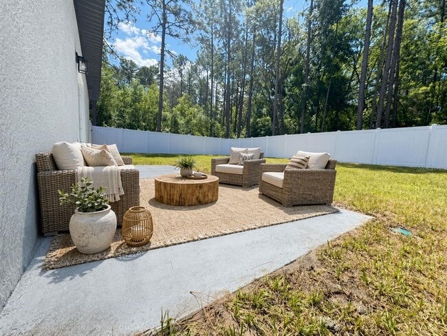 Building Photo - 8151 SW 135th Loop