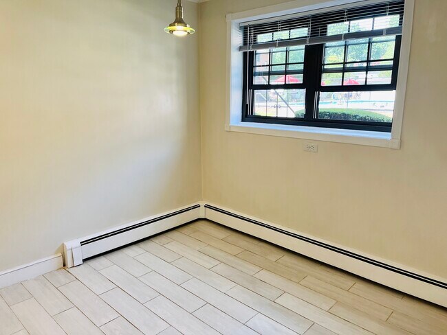 Dinning area - 68 Preston St