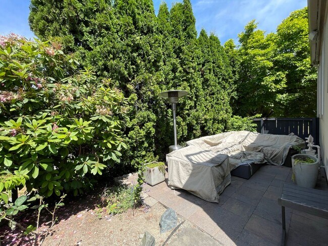 Building Photo - 4Bd/2.5Ba Seattle House