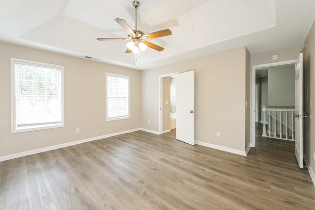 Building Photo - 460 Twin Brook Way NW