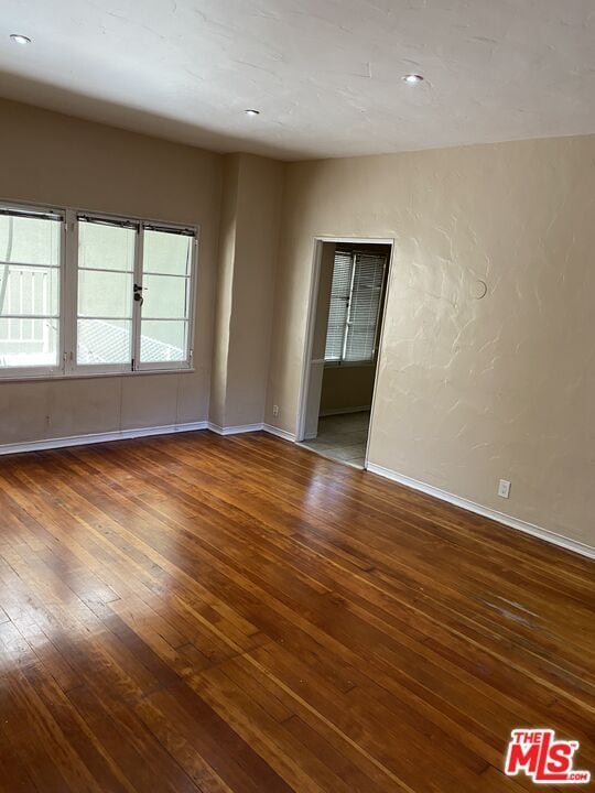 Building Photo - 476 Landfair Ave