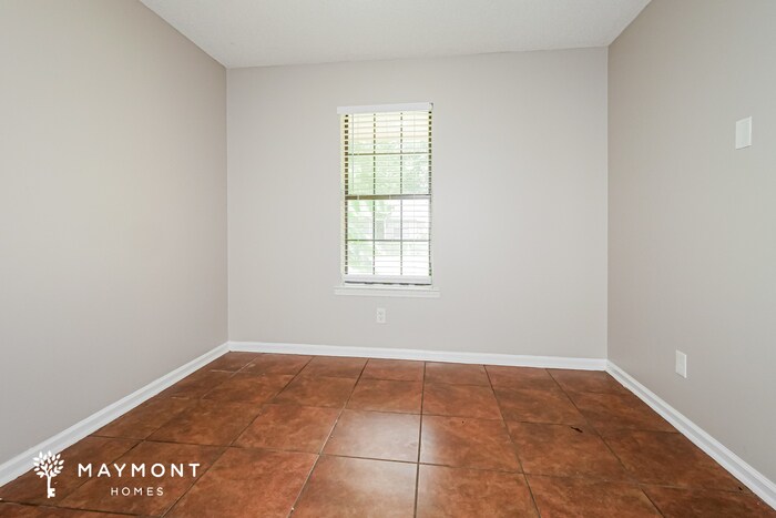 Building Photo - 3016 Shade Tree Cove