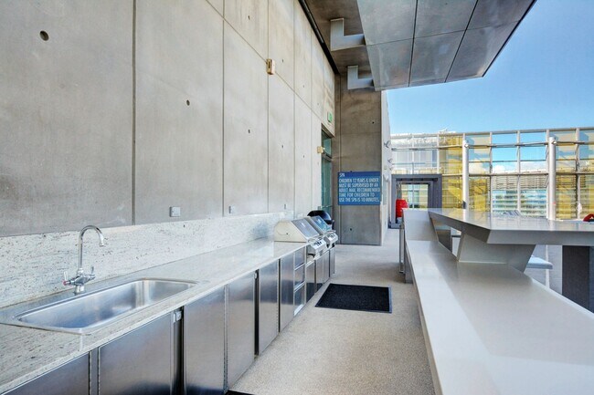 Building Photo - Stunning Strip Views from this Fully Furnished Studio Residence.