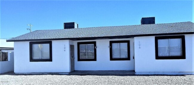 Primary Photo - OUTSTANDING 1 BEDROOM AND 1 BATHROOM FOR L...