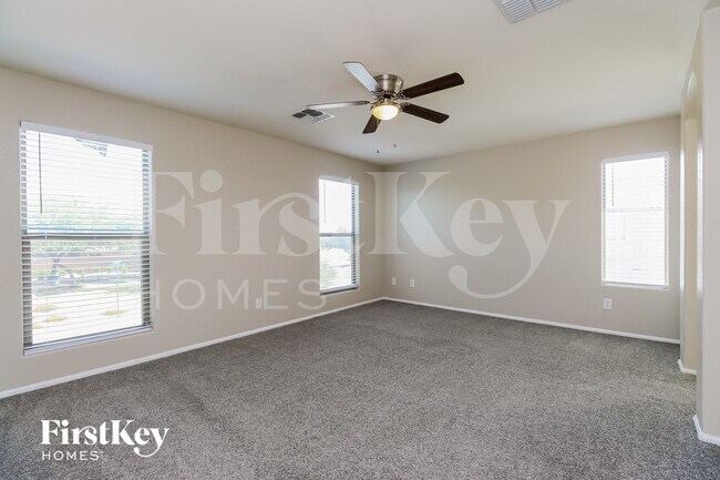 Building Photo - 29110 N Rosewood Dr