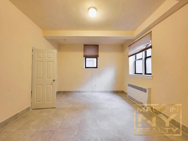 Building Photo - 0 bedroom in REGO PARK NY 11374