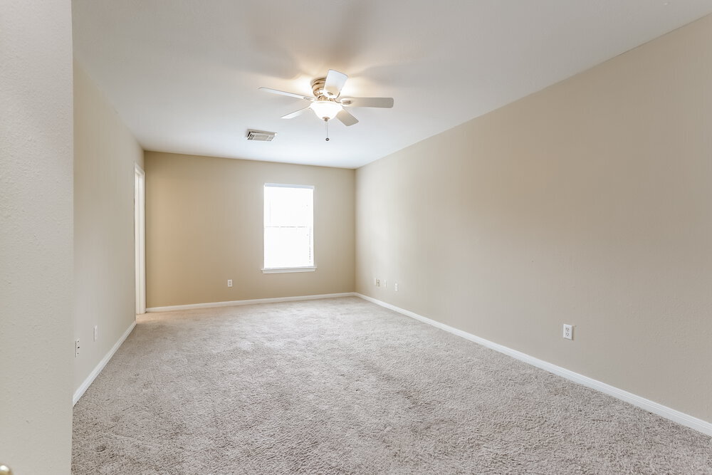 Building Photo - 8019 Scarlet Tanager Dr