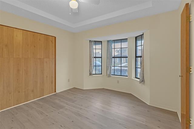 Building Photo - 421 Pebblecreek Dr