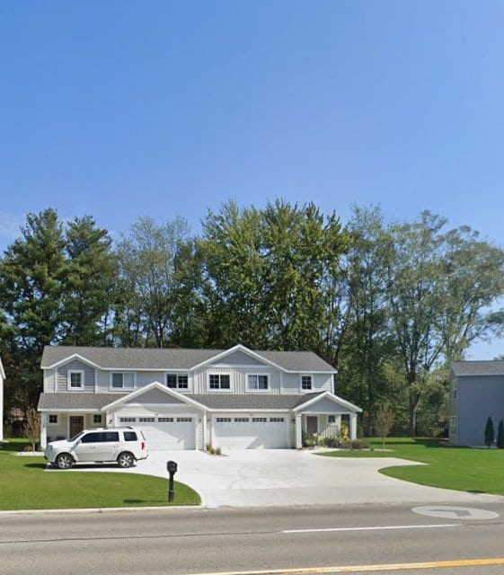 Building Photo - 737 Butternut Dr