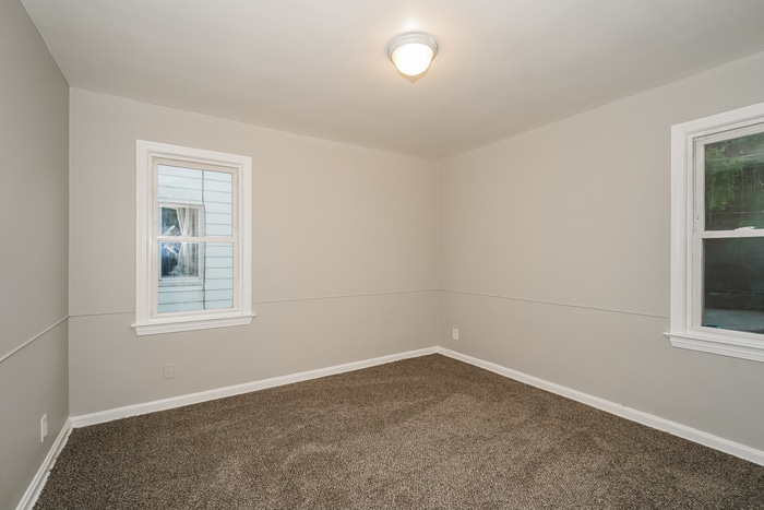 Building Photo - 18505 Maple Heights Blvd