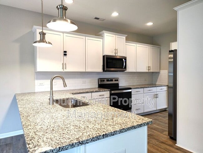 Building Photo - 8931 Rockrose Wy