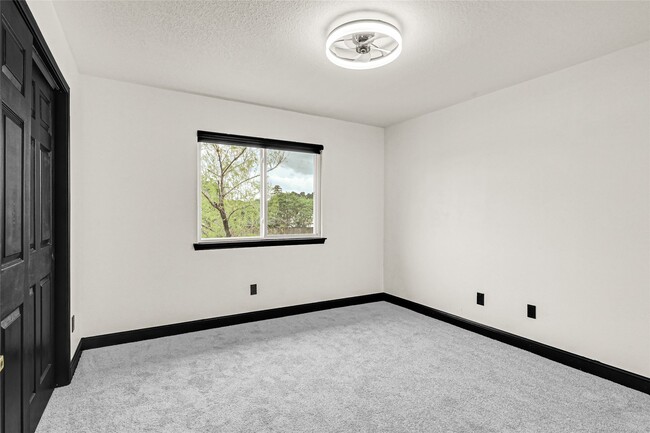 Building Photo - 11915 Helene Ct