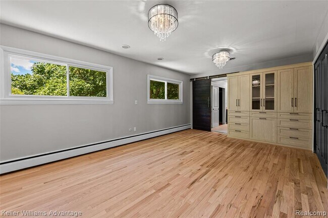 Building Photo - 5722 Raven Rd