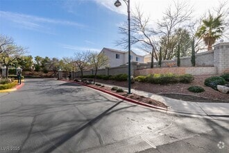 Building Photo - 1581 Peaceful Pine St