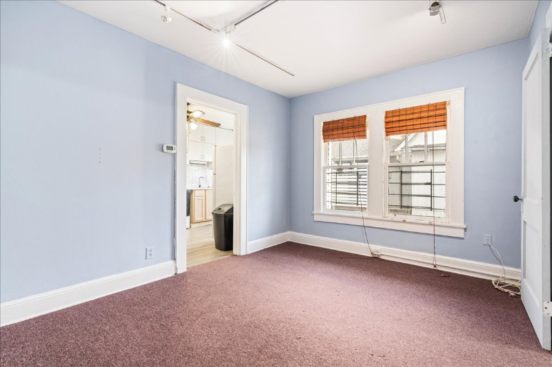 Building Photo - 469 10th St NW