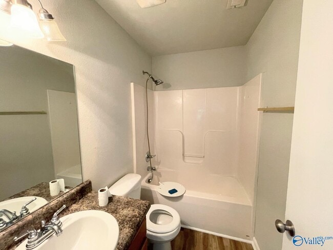 Building Photo - 118 Blackwell Ct