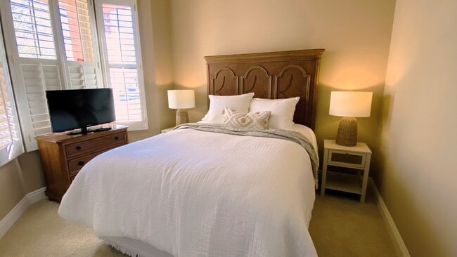 Building Photo - 5177 W Navajo Mesa Pl