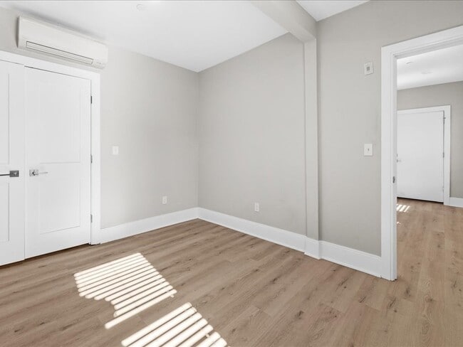 Building Photo - 87-89 Malden St