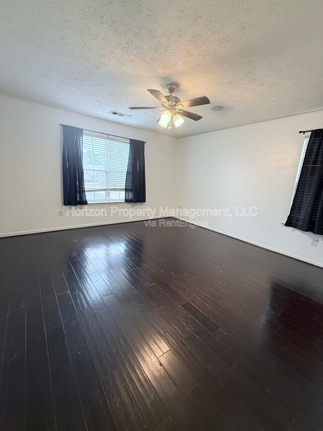 Building Photo - 5705 Mountain Top Pl