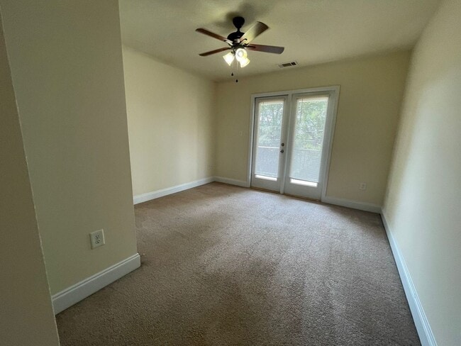 Building Photo - 234 Madison Heights