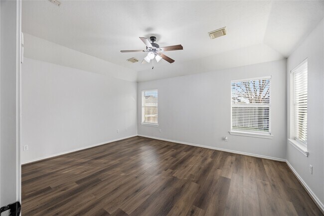 Building Photo - 19718 Gable Woods Dr