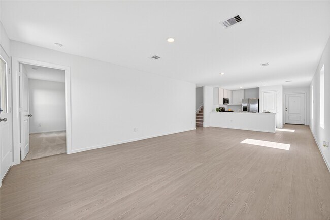 Building Photo - 28522 Golden Hay Dr