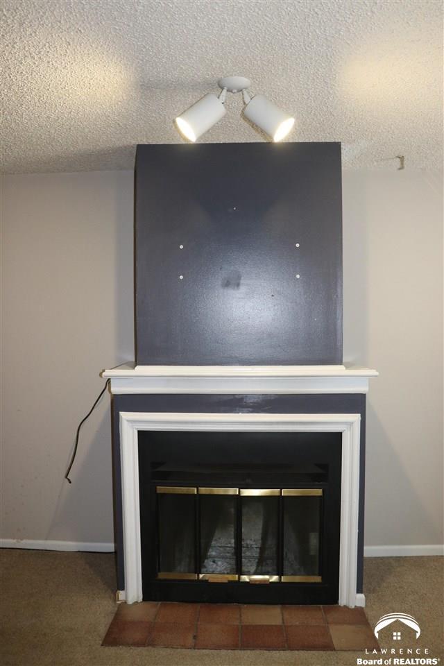 Building Photo - 2901 University Dr