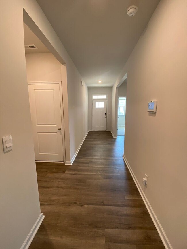 Building Photo - Brand new construction home in the desirable Brunswick Forest subdivision