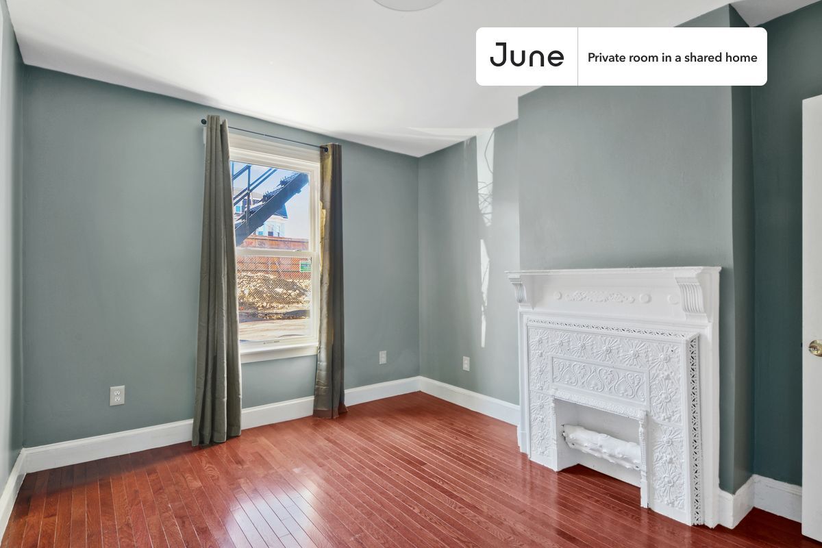 Building Photo - Room in Shared 7 bed/2 bath home in Allston