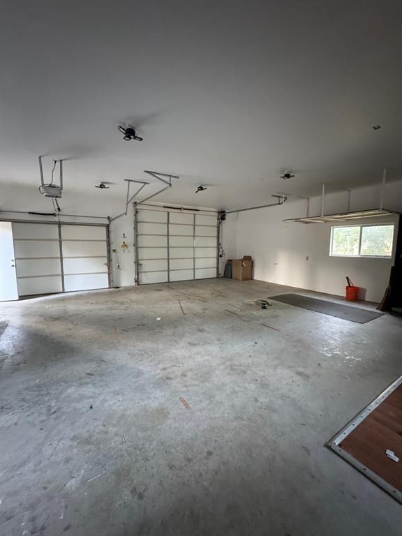 Building Photo - 124 Bluff Dr
