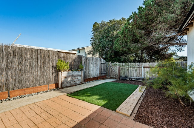 Building Photo - 4821 Jumano Ave