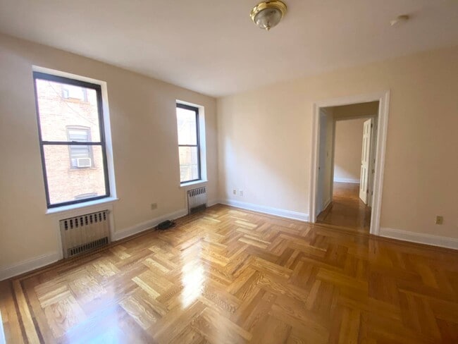 Building Photo - 112 Marine Ave