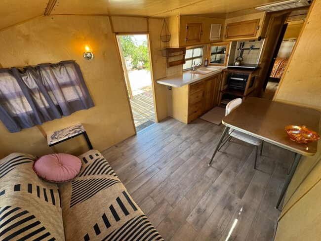 Building Photo - 888 Joshua Tree