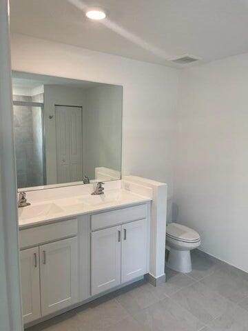 Building Photo - 6737 Broadwater Ln