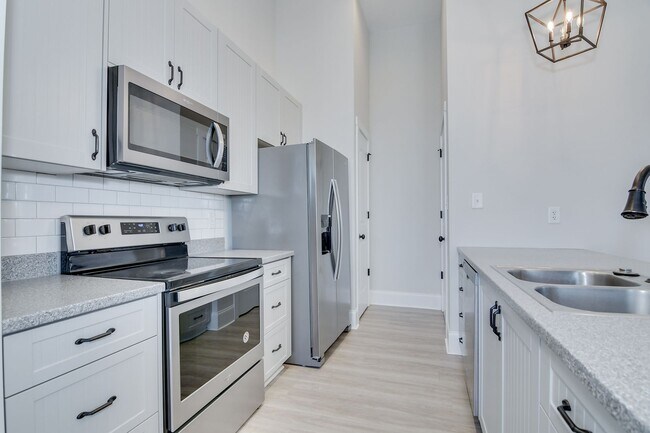 Building Photo - 2 Bedroom 1 Bath Apartment in Harlem