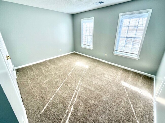 Building Photo - JeffriesCv2554