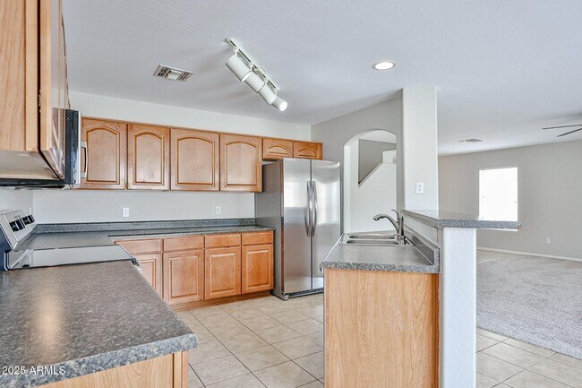 Building Photo - 22664 W Solano Dr